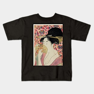 Japanese woman portrait holding a comb. Kids T-Shirt